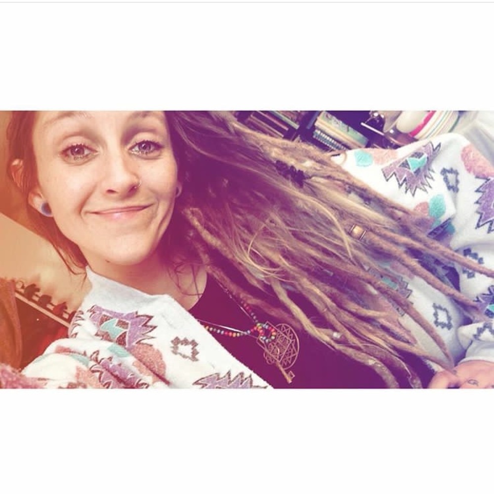 𝙷𝚘𝚠𝚍𝚢 𝚏𝚛𝚒𝚎𝚗𝚍𝚜♒️👁🌿🔮👻🎶🙏🏽🌲⚔️👽🌌 - Picture 12 of 16