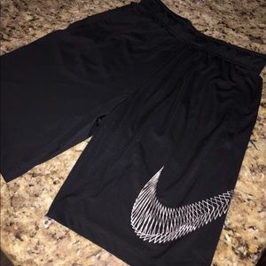 Men's Nike Athletic Shorts Size Small