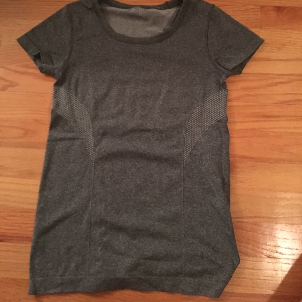Gap fit shirt