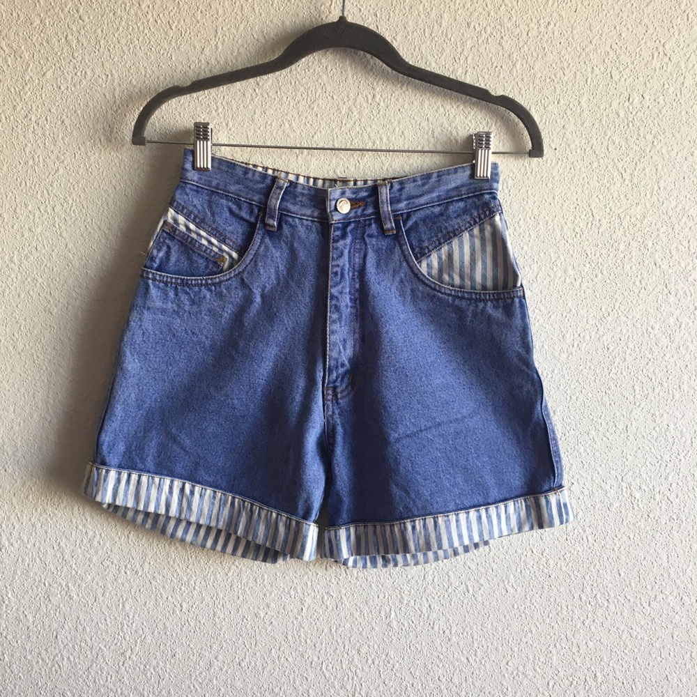Vintage high waisted jean shorts