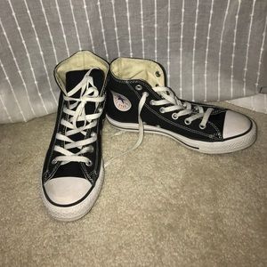 Black High top Converse