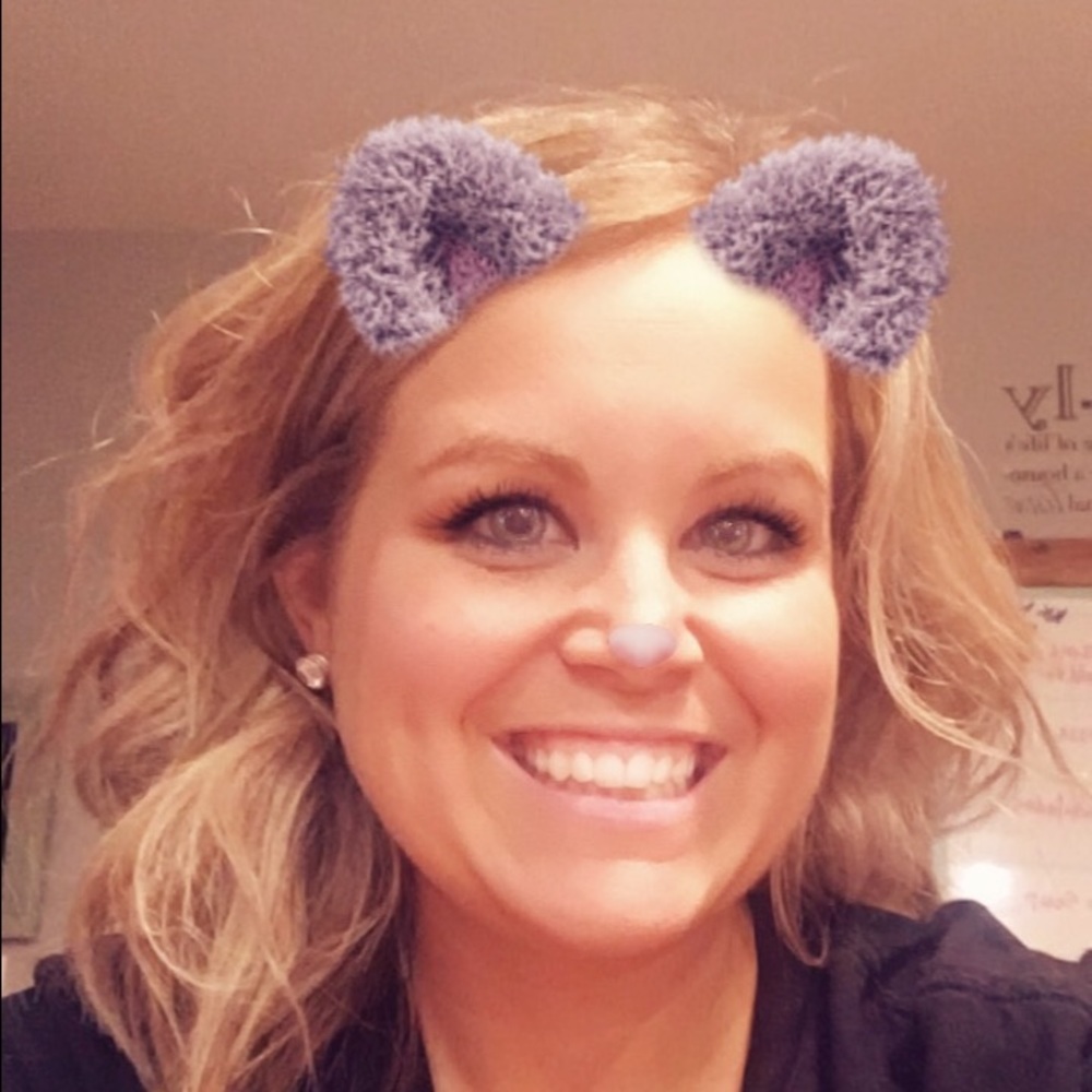 Meet your Posher, Leanne