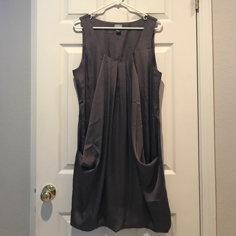 Dress - Picture 2 of 6