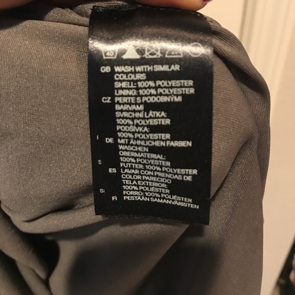 Dress - Picture 4 of 6