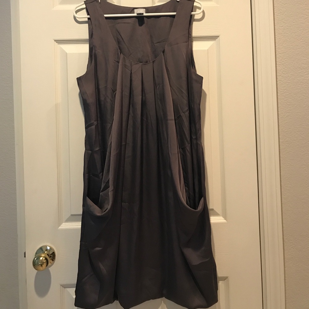 Dress - Picture 6 of 6