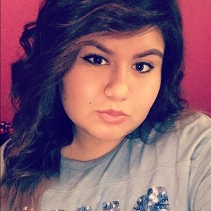 Meet your Posher, Alexandra