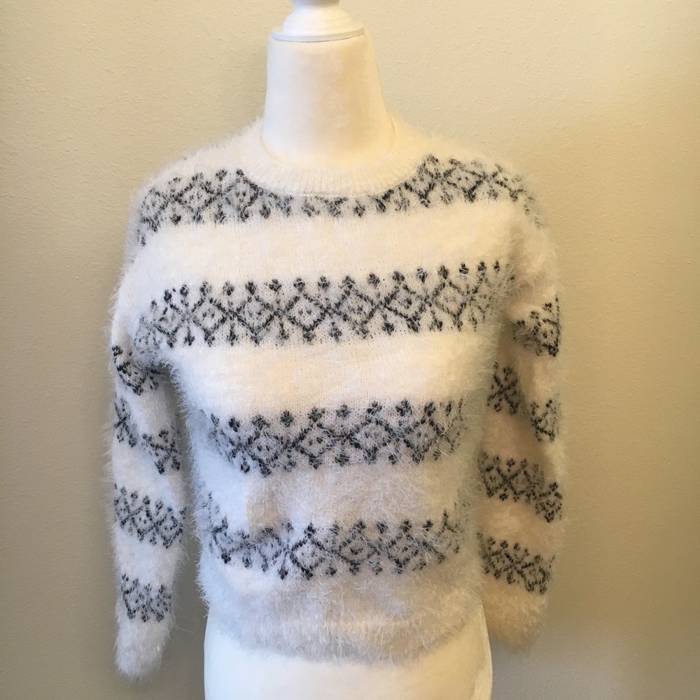 Lucky Brand Cropped Fuzzy Sweater