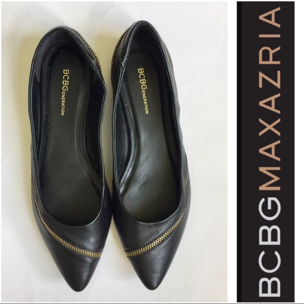 BCBG black flats size 9 (fits like 8.5)