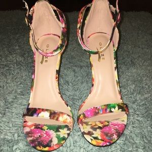 Multi-color Ankle strap sandals
