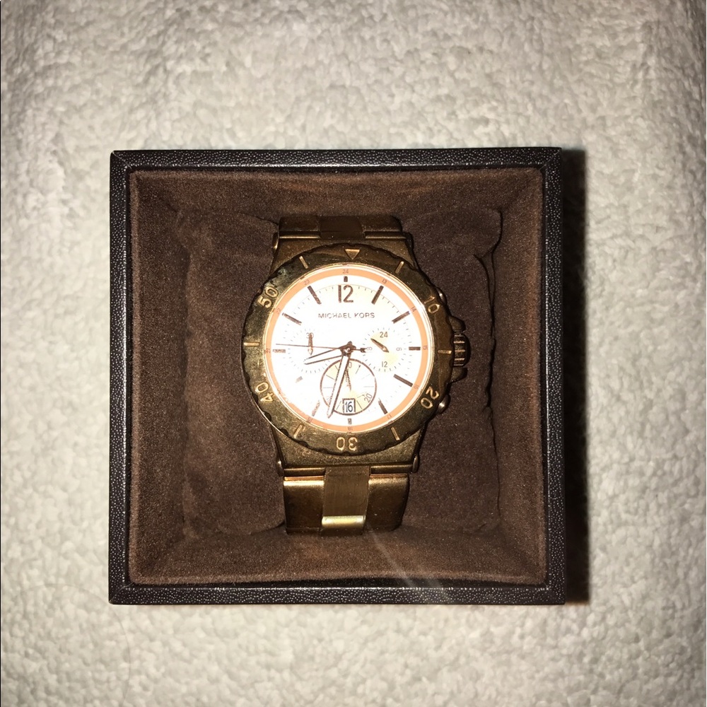 Rose gold Michael Korea watch