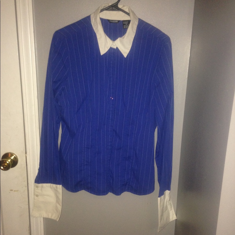 Women's dress shirt