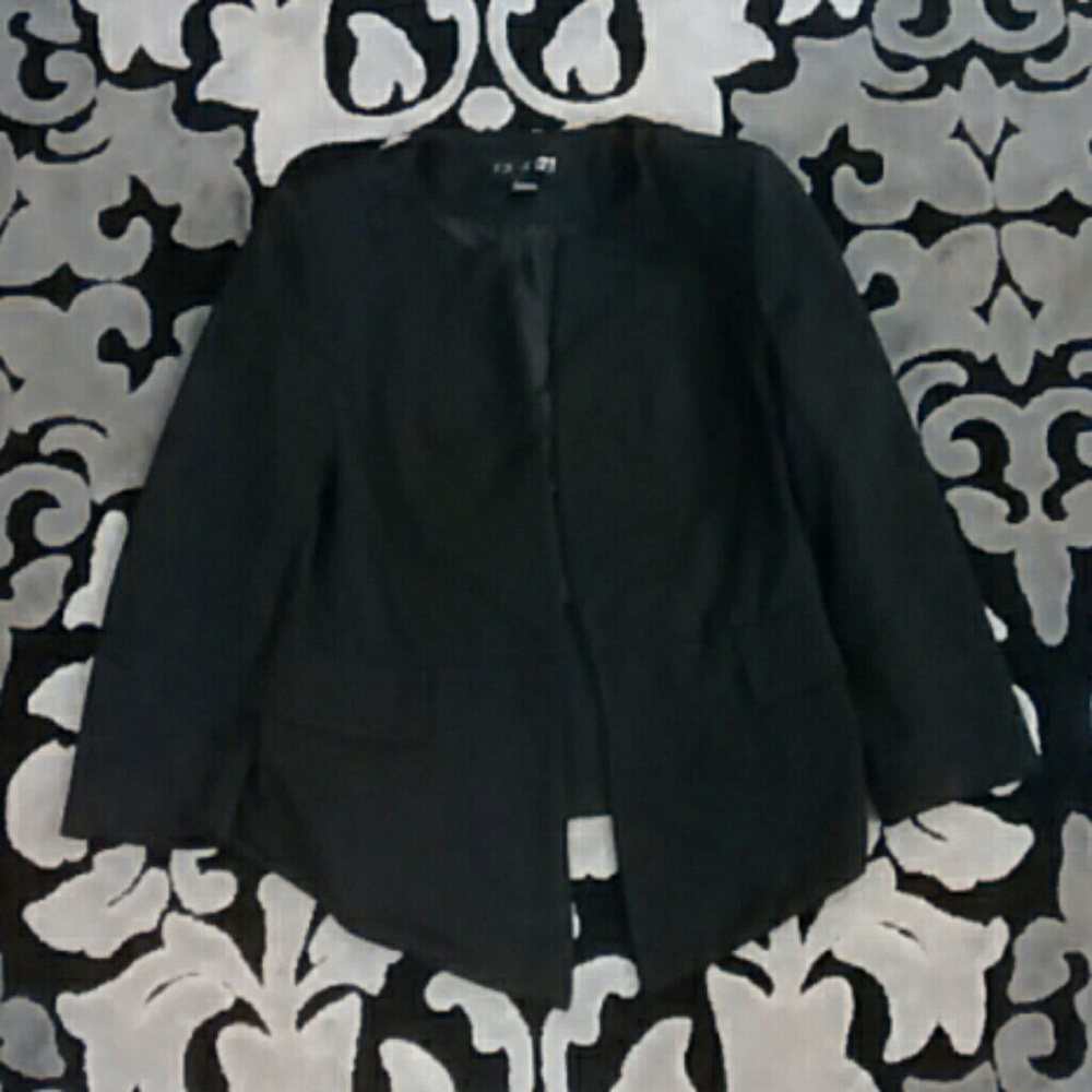 Forever 21 open front jacket with 3/4 sleeves