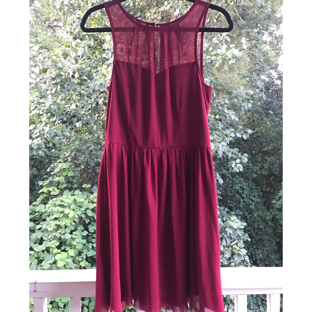 Stunning red dress!