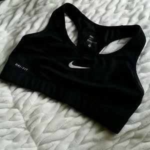 Black Nike compression sports bra