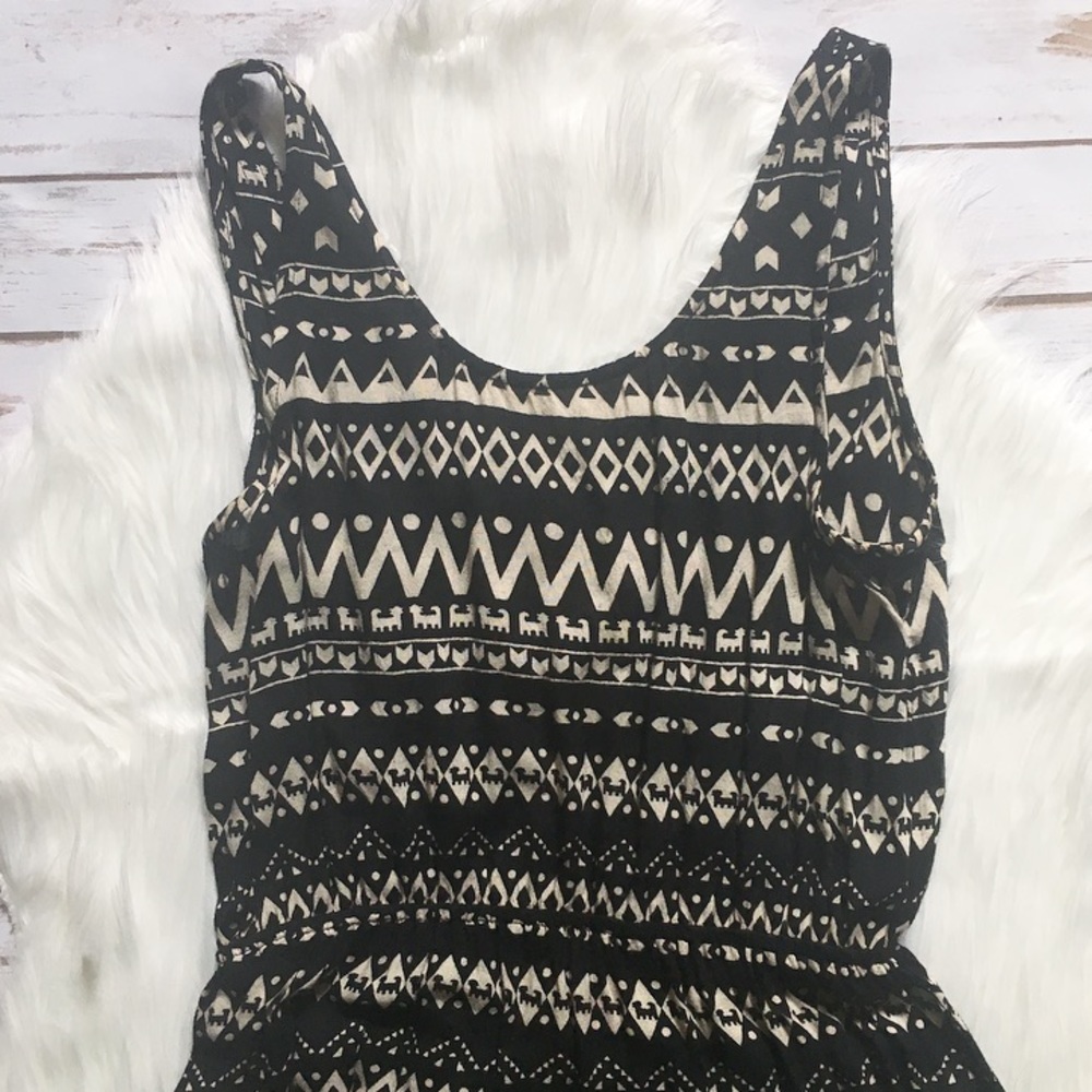 B&W Cut Out Back Dress - Picture 2 of 7