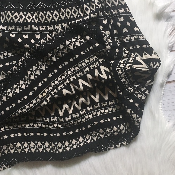 B&W Cut Out Back Dress - Picture 3 of 7