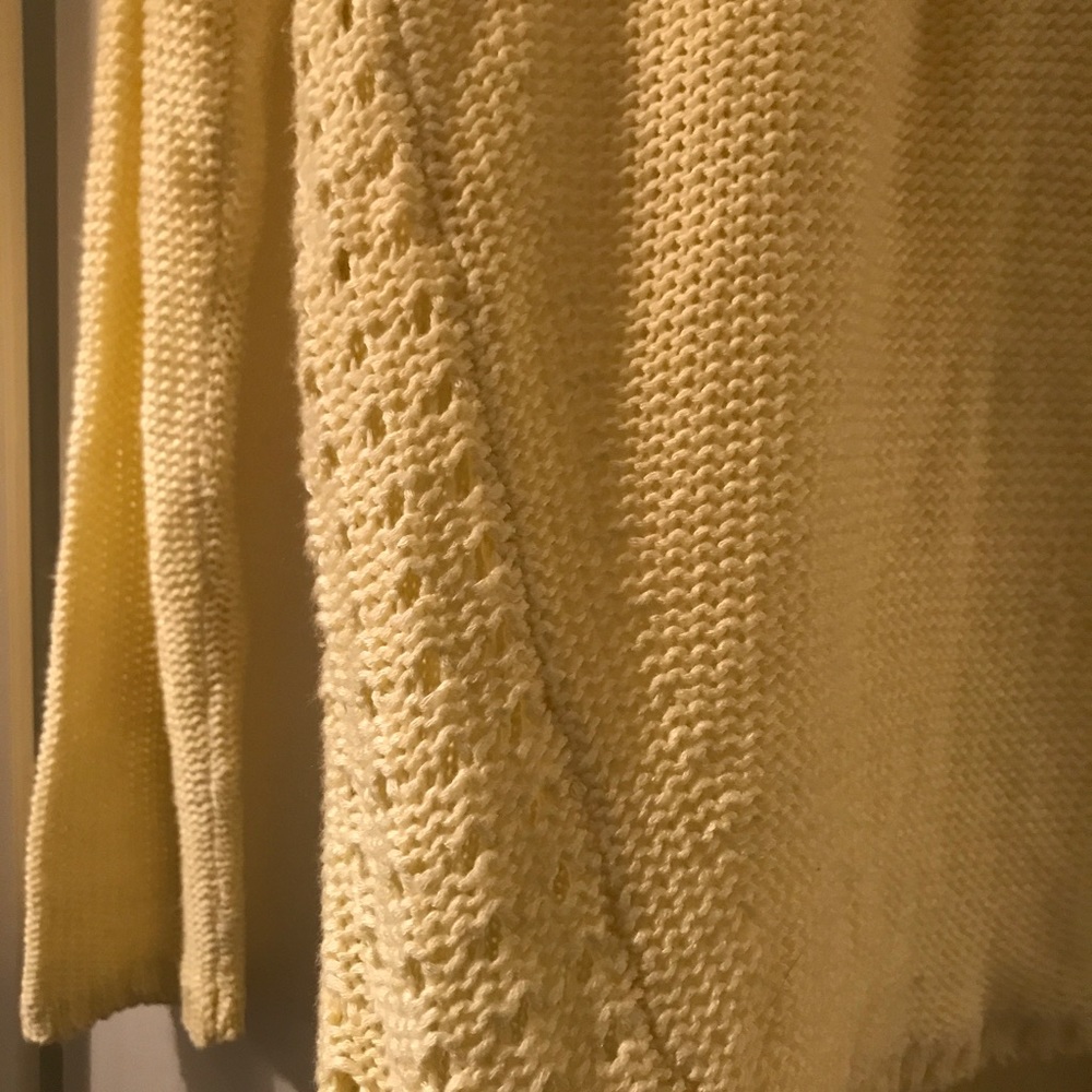Light sweater - Picture 3 of 3