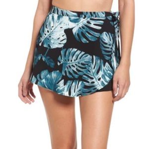 New without tags Show Me Your MuMu wrap skort