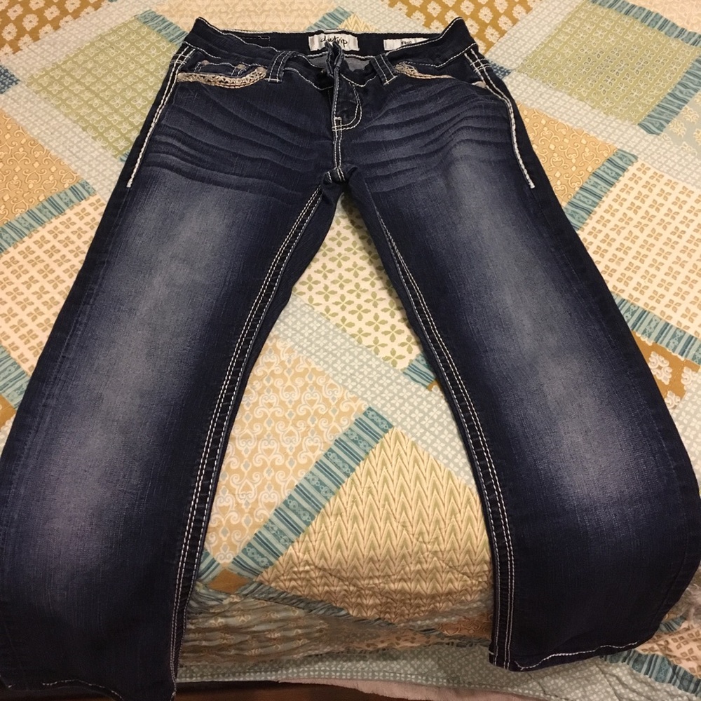 Day trip Virgo size 26 cropped jeans