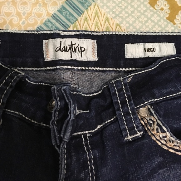 Day trip Virgo size 26 cropped jeans - Picture 2 of 5