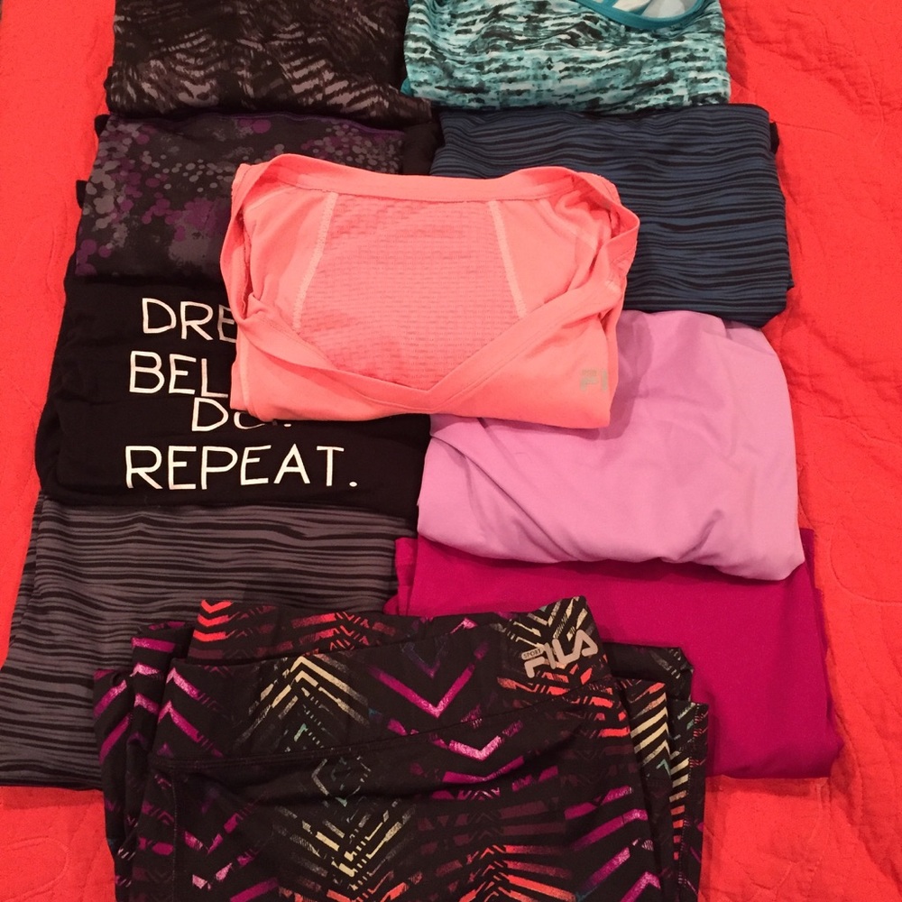EUC- 2x fitness apparel bundle- c2, fila & gaiam