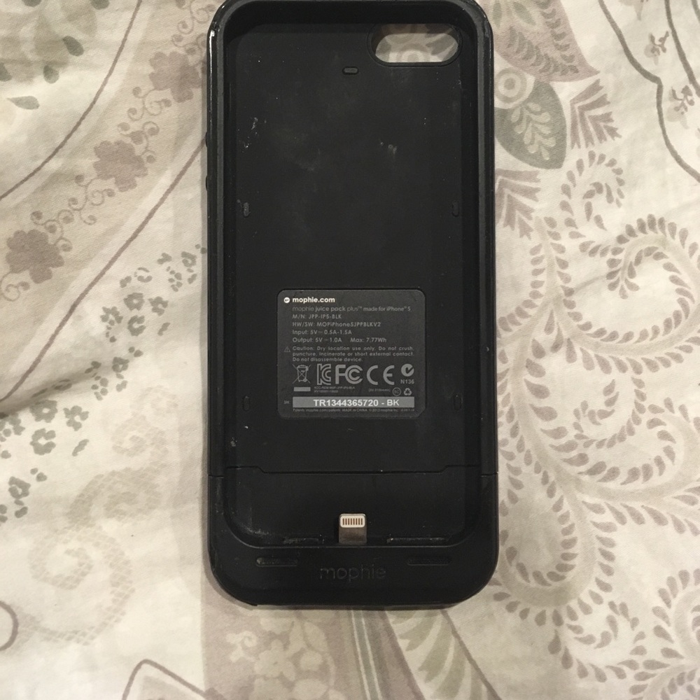 Mophie iPhone 5 charging case