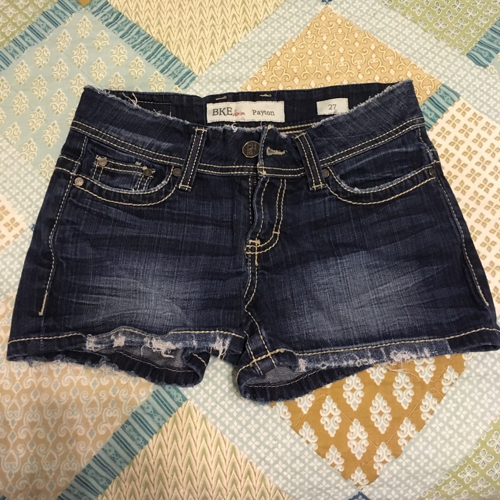 BKE Payton size 27 denim shorts