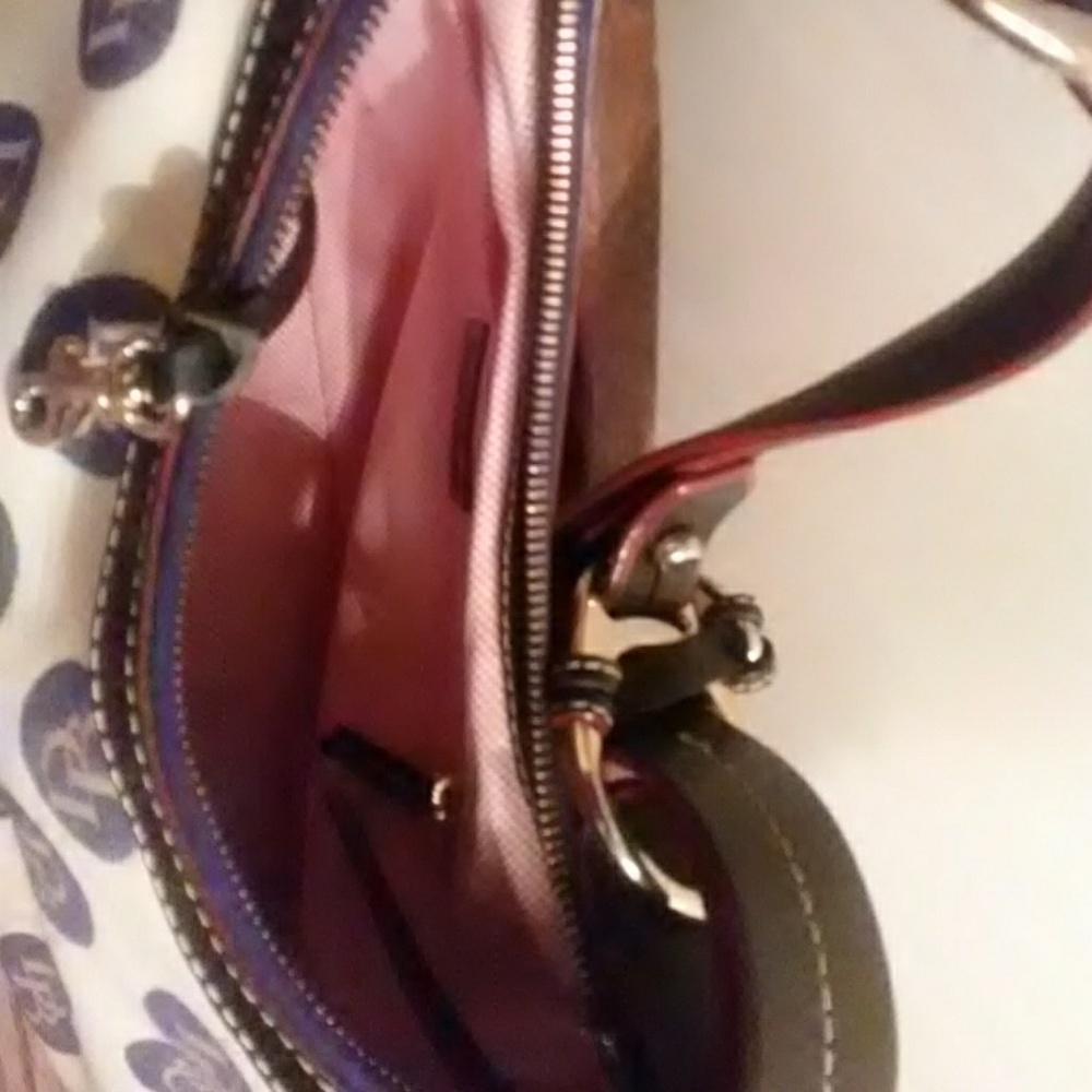 Purse - Picture 4 of 4