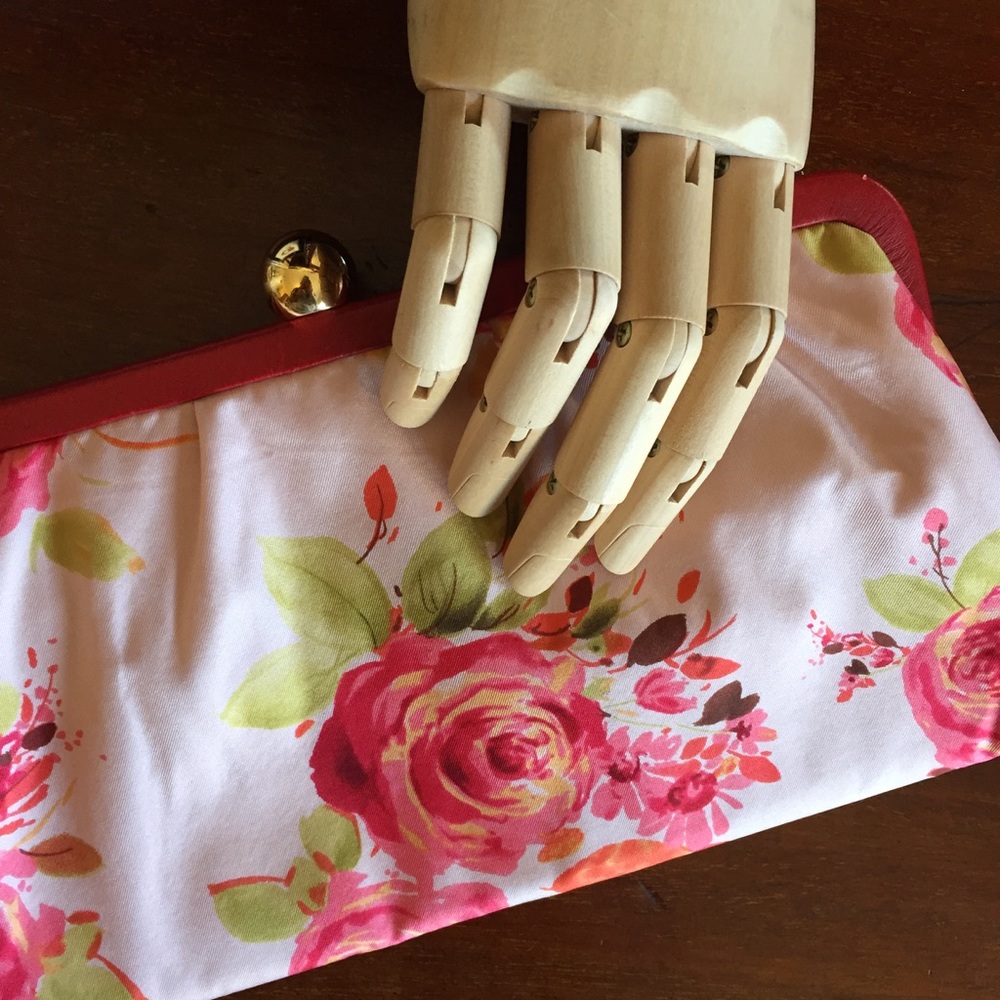 Banana Republic Clutch Purse (excellent condition)