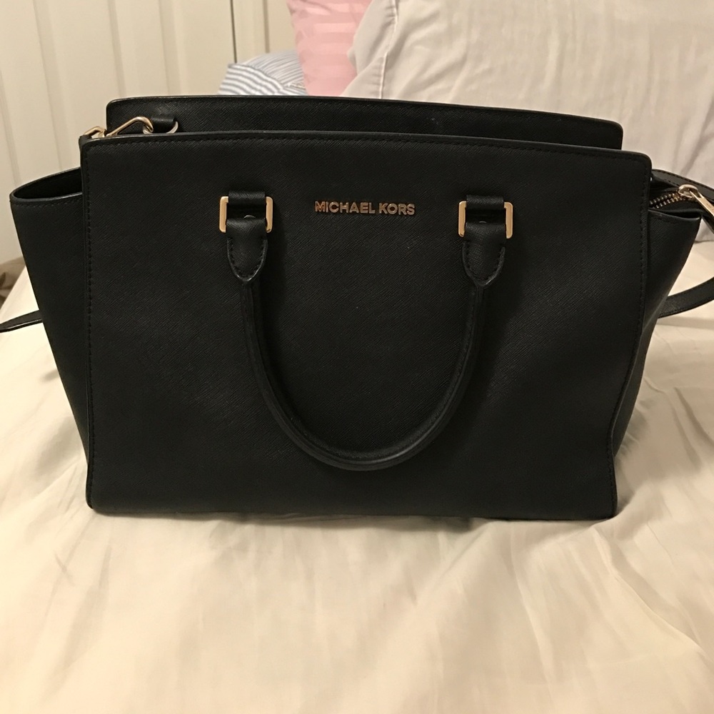 💥FLASH SALE💥 Michael Kors Large Selma Bag