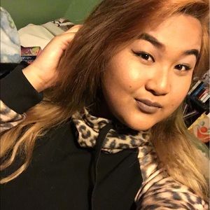 Meet your Posher, Laloni