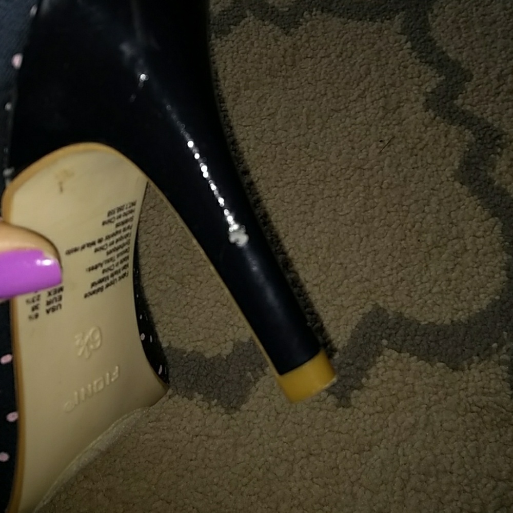 Perfect Perky Pumps! - Picture 4 of 6