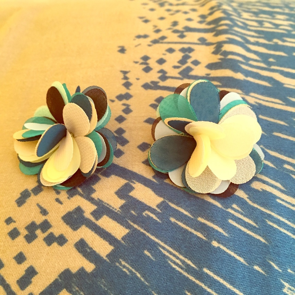 Handmade flowers earring