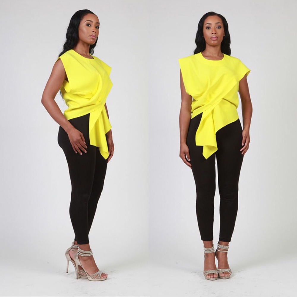 Brand New - Ruffle-Front Top