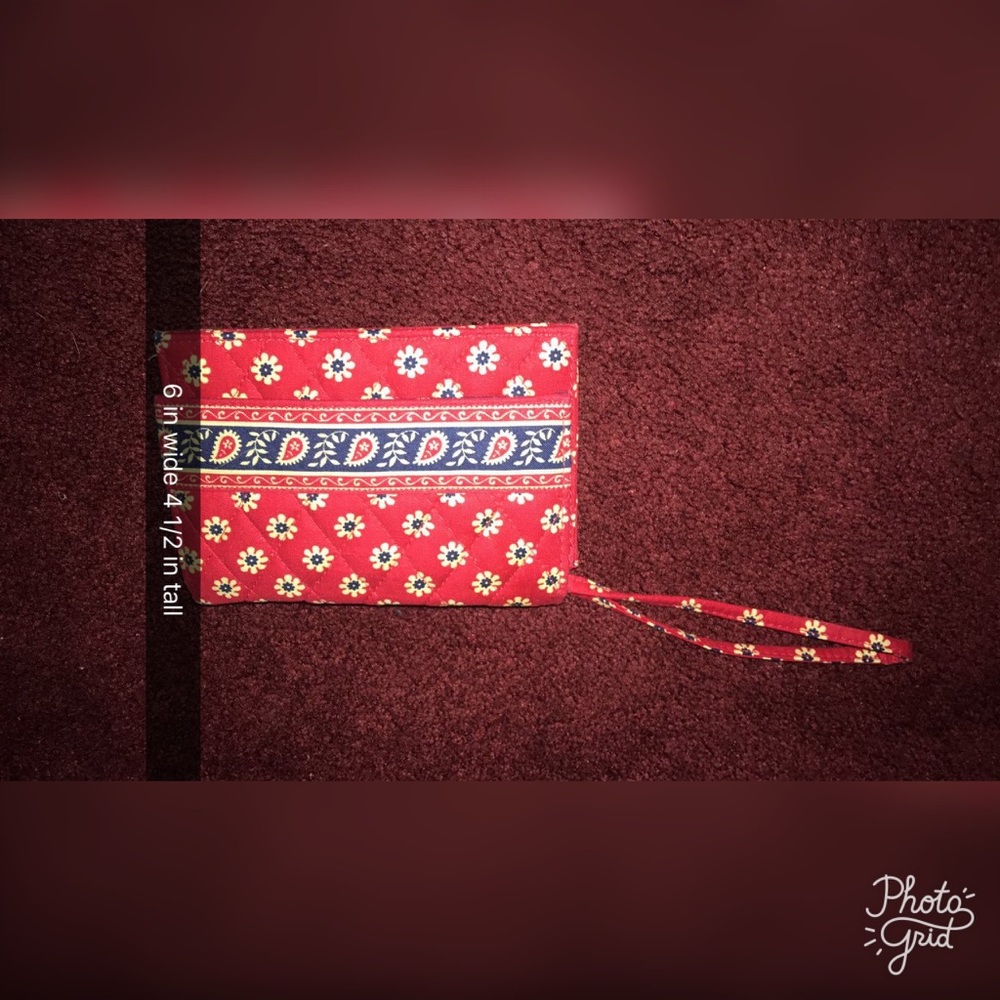 CUTE WRISTLET !!!