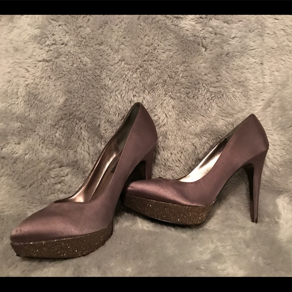 Women's high heels size 8.5 - Picture 4 of 6