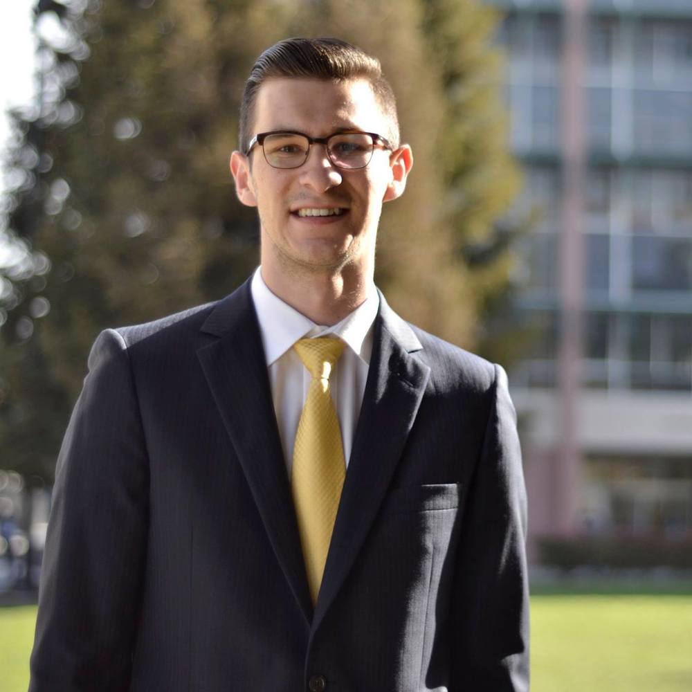 Meet your Posher, Eric