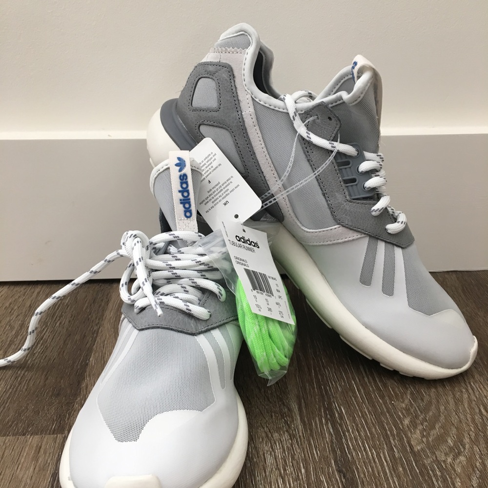 Men's Adidas tubular runner Shoes Brand New