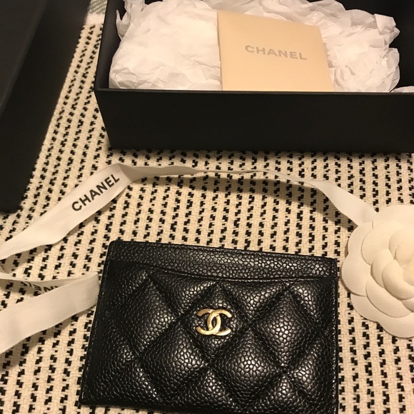 Chanel Caviar Card Case - Picture 1 of 5