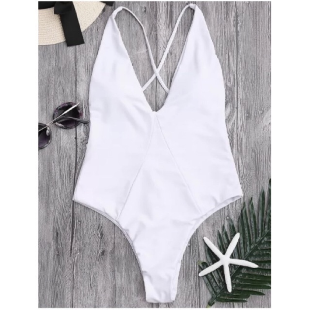 🆕 NWT! Sexy white one piece