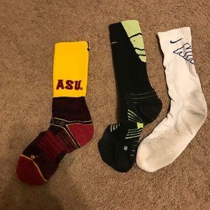 Lot of 8 pairs of socks mostly Nike