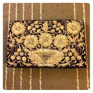 Antique vintage clutch wallet- embroidery