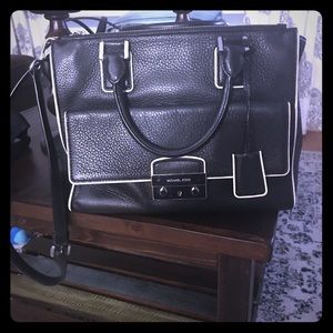 SALE!! Michael Kors Audrey leather satchel large