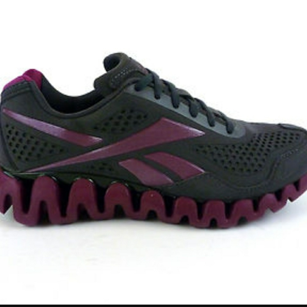 Reebok Zigtech Zigflow Suede