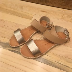 Dolce vita Pomona wrap sandals