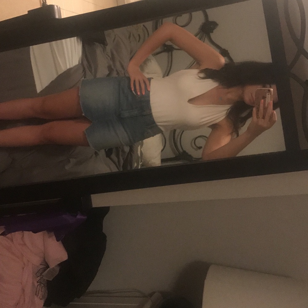 Halter top