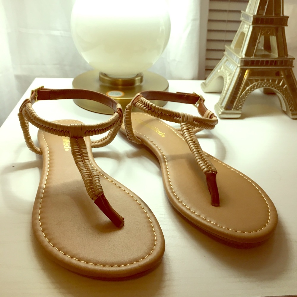 Tan sandals!!!