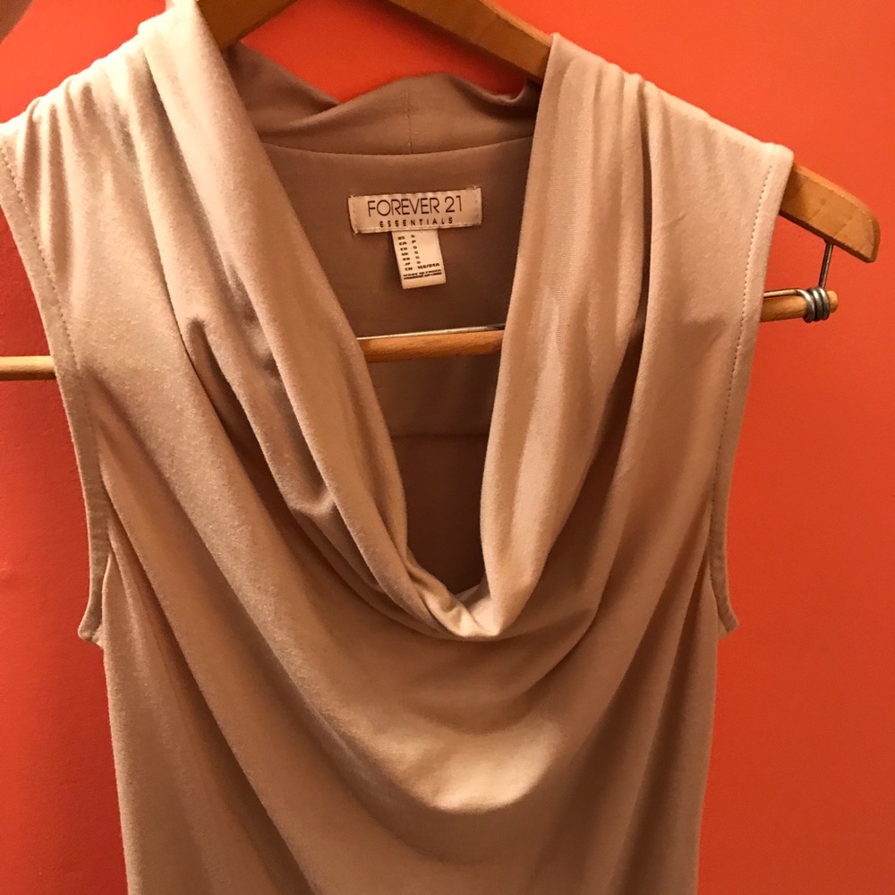 Size small top from Forever 21