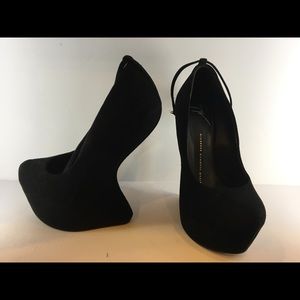 Giuseppe Zanotti black suede shoes!