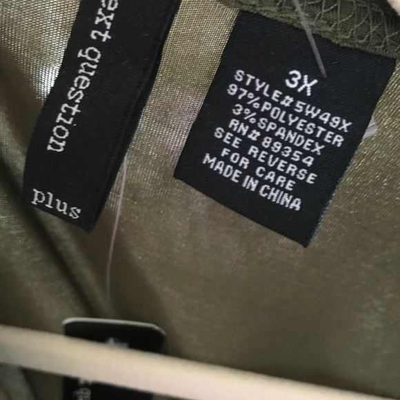 [Last one] PLUS SIZE green stretch faux wrap dress - Picture 3 of 4